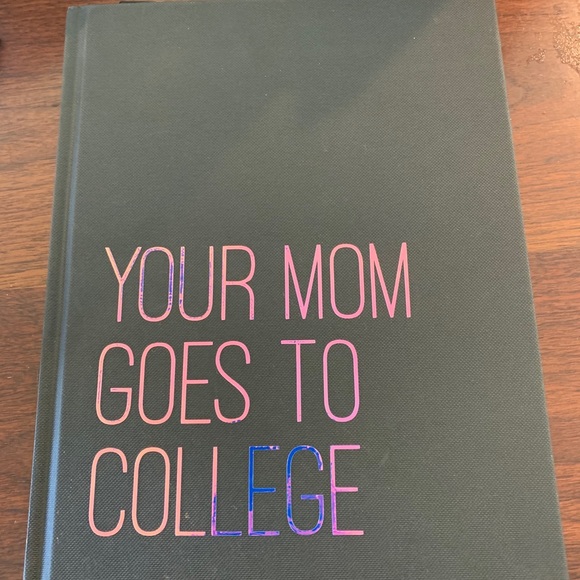 Notebook - Picture 2 of 4